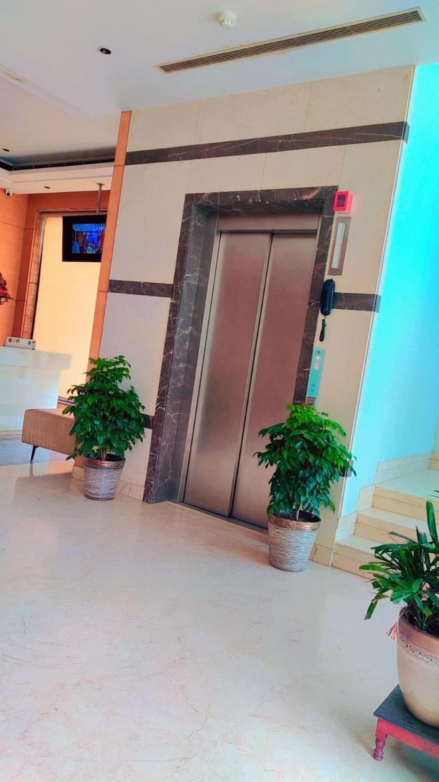 Maple Grand Hotel Agra  Exterior photo